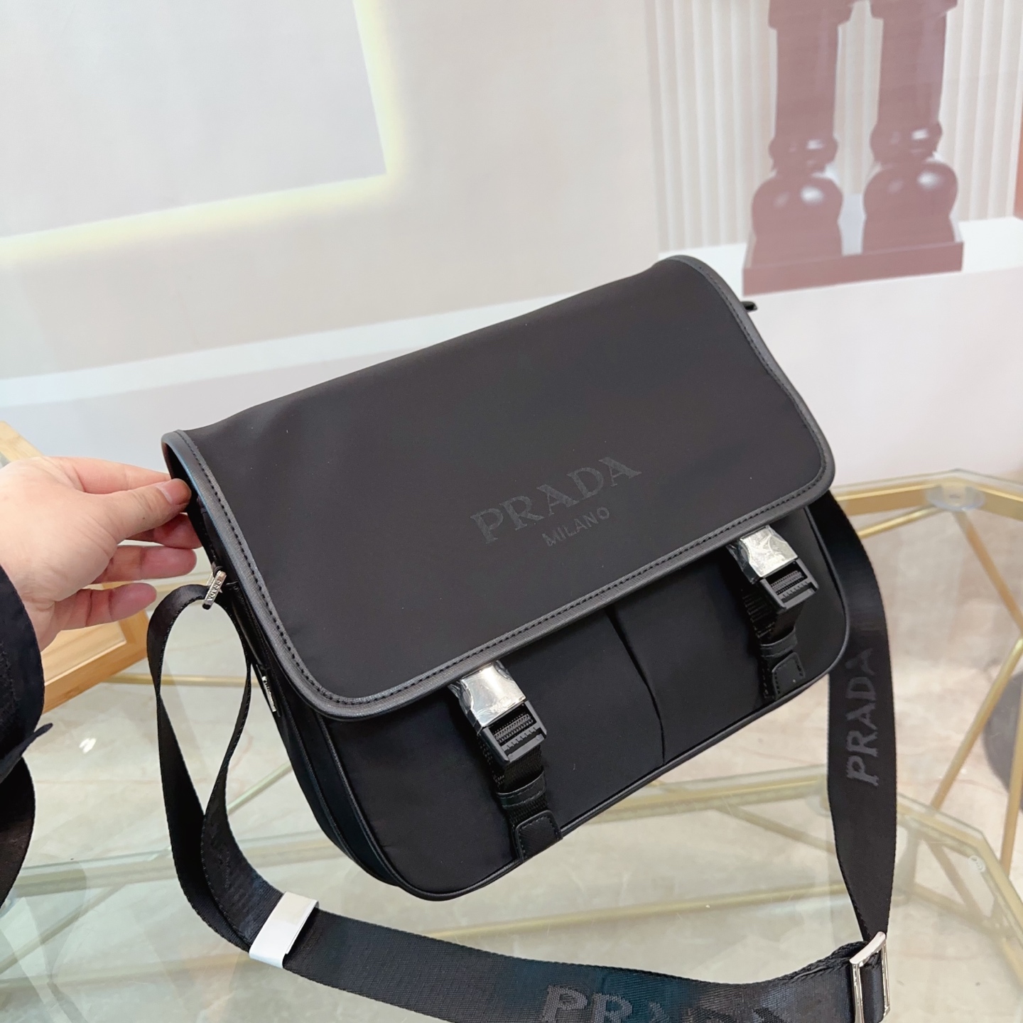 プラダバッグ PRADA 2025新作 メッセンジャーバッグ