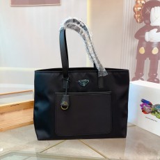 プラダバッグ PRADA 2025新作 トートバッグ