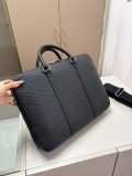 グッチバッグ GUCCI 2025新作 ブリーフケース