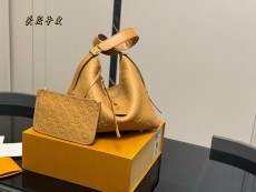 ルイヴィトンバッグ LOUIS VUITTON 2025新作 トートバッグ