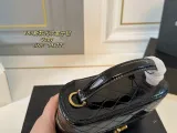 サンローランバッグ Yves Saint Laurent 2025新作 化粧ポーチ