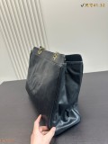 シャネルバッグ CHANEL 2025新作 トートバッグ