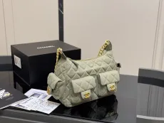 シャネルバッグ CHANEL 2025新作 メッセンジャーバッグ