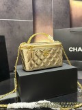 シャネルバッグ CHANEL 2025新作 化粧ポーチ