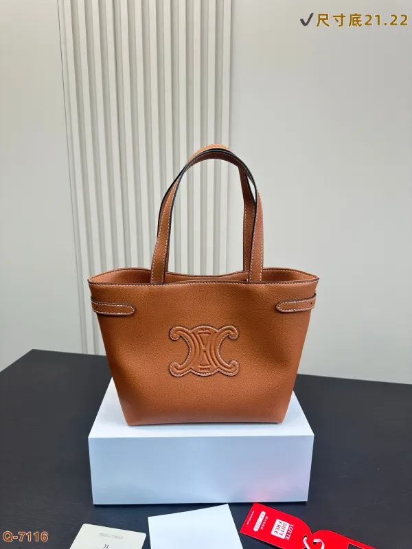 セリーヌバッグ CELINE 2025新作 トートバッグ