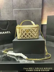 シャネルバッグ CHANEL 2025新作 化粧ポーチ