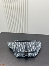 ディオールバッグ DIOR 2025新作 チェストバッグ