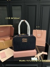 ミュウミュウバッグ Miu Miu 2025新作 ブリーフケース