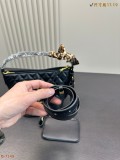 サンローランバッグ Yves Saint Laurent 2025新作 バケットバッグ