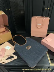ミュウミュウバッグ Miu Miu 2025新作 トートバッグ