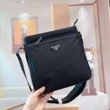 プラダバッグ PRADA 2025新作 メッセンジャーバッグ