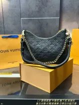 ルイヴィトンバッグ LOUIS VUITTON 2025新作 脇袋