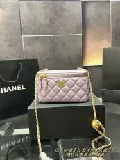 シャネルバッグ CHANEL 2025新作 化粧ポーチ