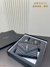 サンローランバッグ Yves Saint Laurent 2025新作 封筒パッケージ