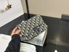 ディオールバッグ DIOR 2025新作 チェーンバッグ
