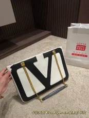 ヴァレンティノバッグ VALENTINO 2025新作 チェーンバッグ
