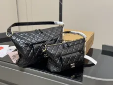 シャネルバッグ CHANEL 2025新作 ショルダーバッグ