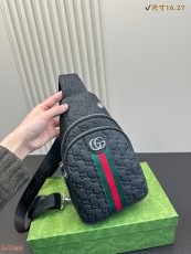 グッチバッグ GUCCI 2025新作 チェストバッグ
