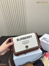 バーバリーバッグ BURBERRY 2025新作 メッセンジャーバッグ