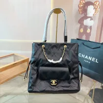 シャネルバッグ CHANEL 2025新作 トートバッグ