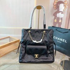 シャネルバッグ CHANEL 2025新作 トートバッグ