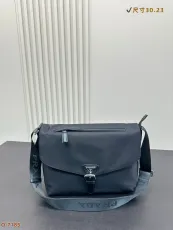 プラダバッグ PRADA 2025新作 メッセンジャーバッグ