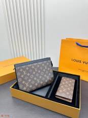 ルイヴィトンバッグ LOUIS VUITTON 2025新作 トイレタリーバッグ