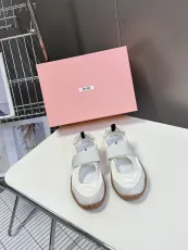 ミュウミュウ靴 Miu Miu 2025新作 カジュアルスポーツシューズ