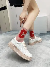 グッチ靴 GUCCI 2025新作 厚底の白い靴