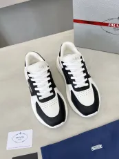 プラダ靴 PRADA 2025新作 カジュアルスポーツシューズ