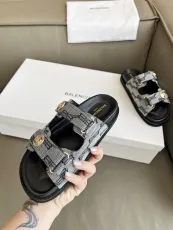 バレンシアガ靴 BALENCIAGA 2025新作 スリッパ