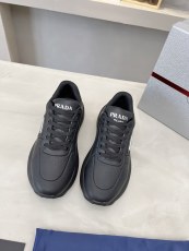 プラダ靴 PRADA 2025新作 カジュアルスポーツシューズ