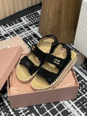 ミュウミュウ靴 Miu Miu 2025新作 スポーツサンダル