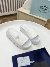 プラダ靴 PRADA 2025新作 ビルケンシュトックサンダル