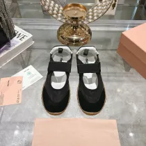 ミュウミュウ靴 Miu Miu 2025新作 カジュアルシューズ