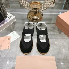 ミュウミュウ靴 Miu Miu 2025新作 カジュアルシューズ