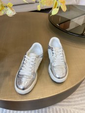 グッチ靴 GUCCI 2025新作 カジュアルシューズ