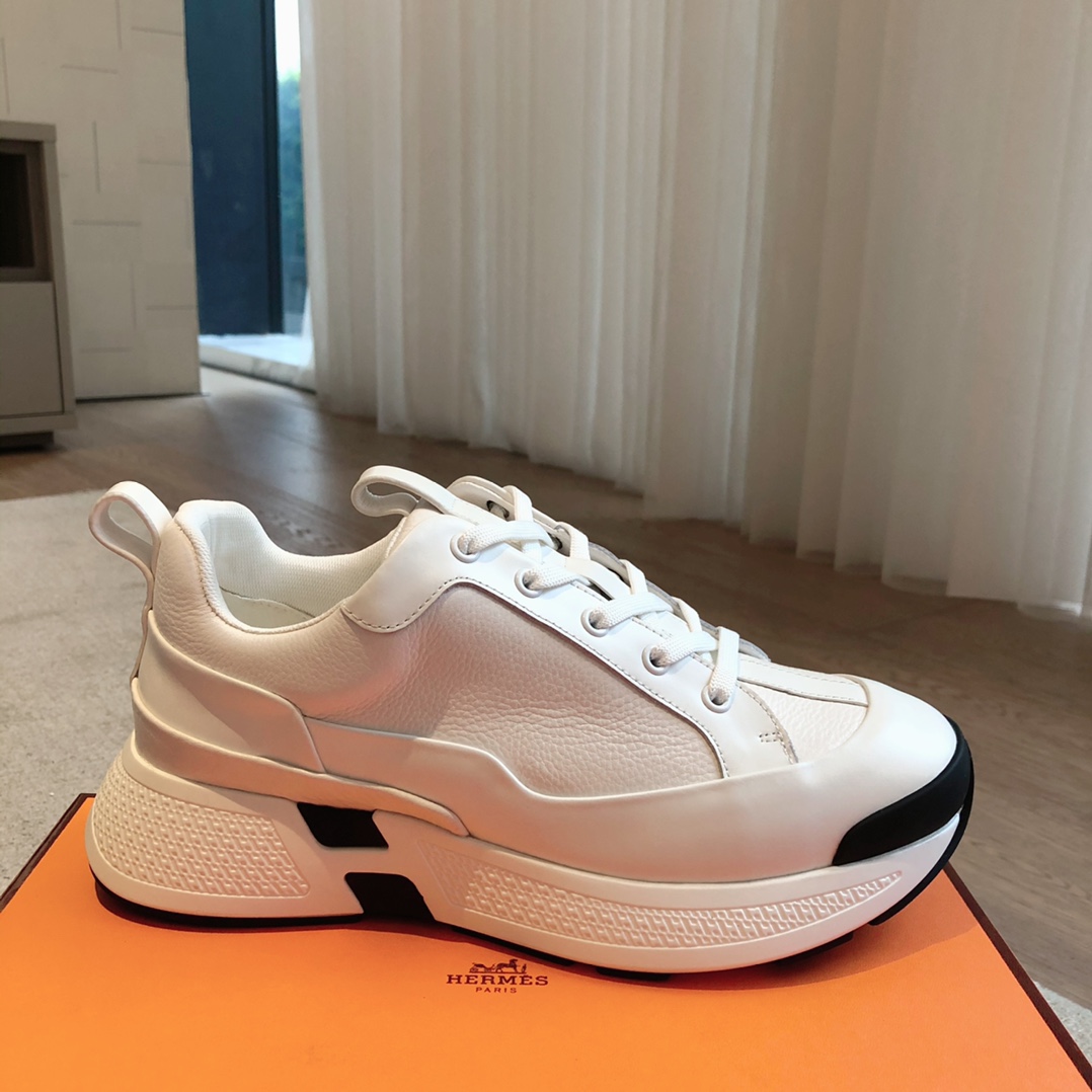 エルメス靴 HERMES 2025新作 ダッドシューズ