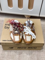 ミュウミュウ靴 Miu Miu 2025新作 スポーツシューズ