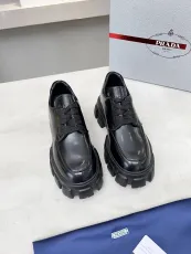 プラダ靴 PRADA 2025新作 カジュアルレザーシューズ