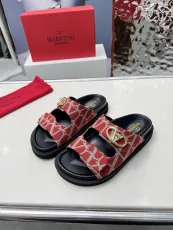 ヴァレンティノ靴 VALENTINO 2025新作 サンダル