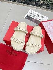 ヴァレンティノ靴 VALENTINO 2025新作 サンダル