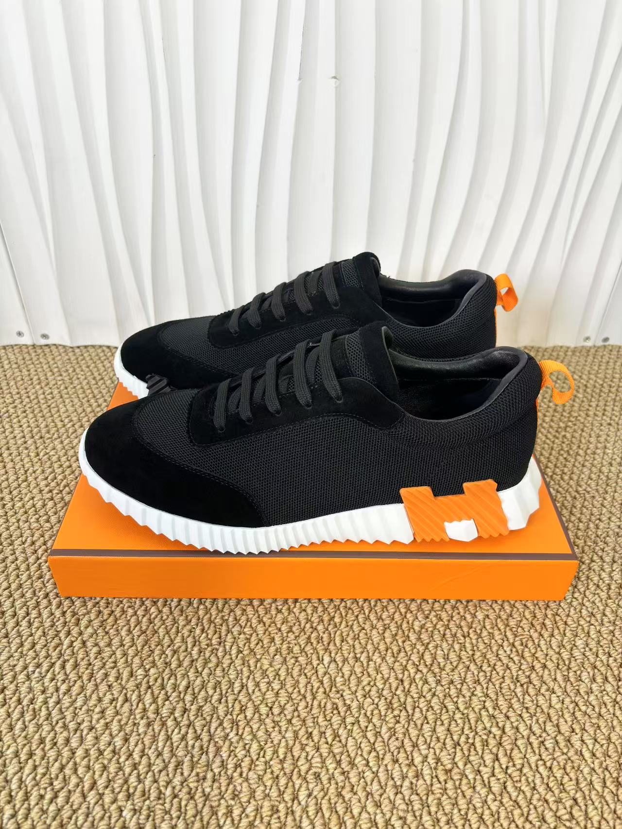 エルメス靴 HERMES 2025新作 白い靴