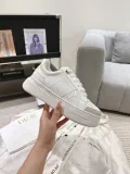 ディオール靴 DIOR 2025新作 厚底の白い靴