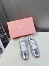 ミュウミュウ靴 Miu Miu 2025新作 スポーツシューズ