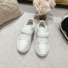 グッチ靴 GUCCI 2025新作 白い靴