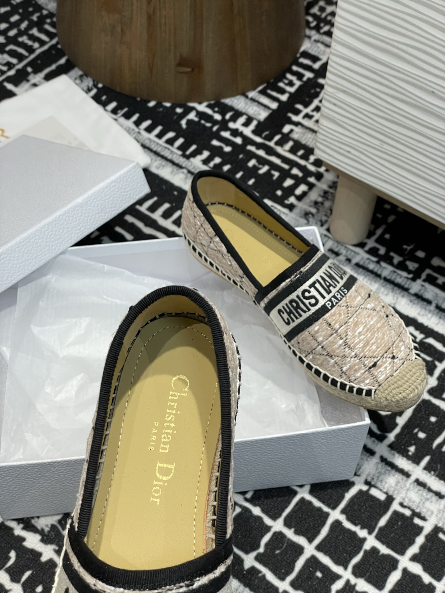 ディオール靴 DIOR 2025新作 漁師の靴