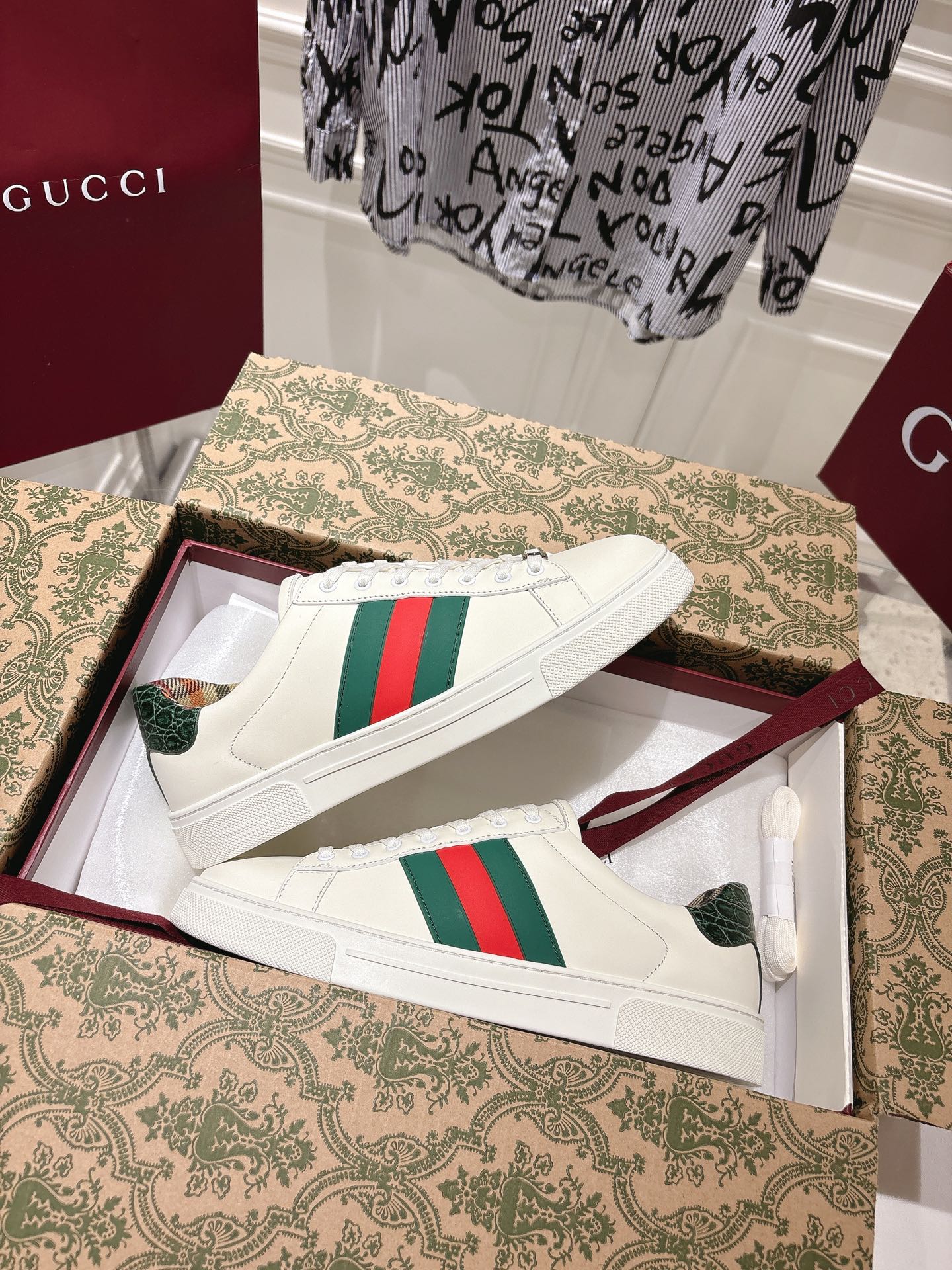 グッチ靴 GUCCI 2025新作 白い靴