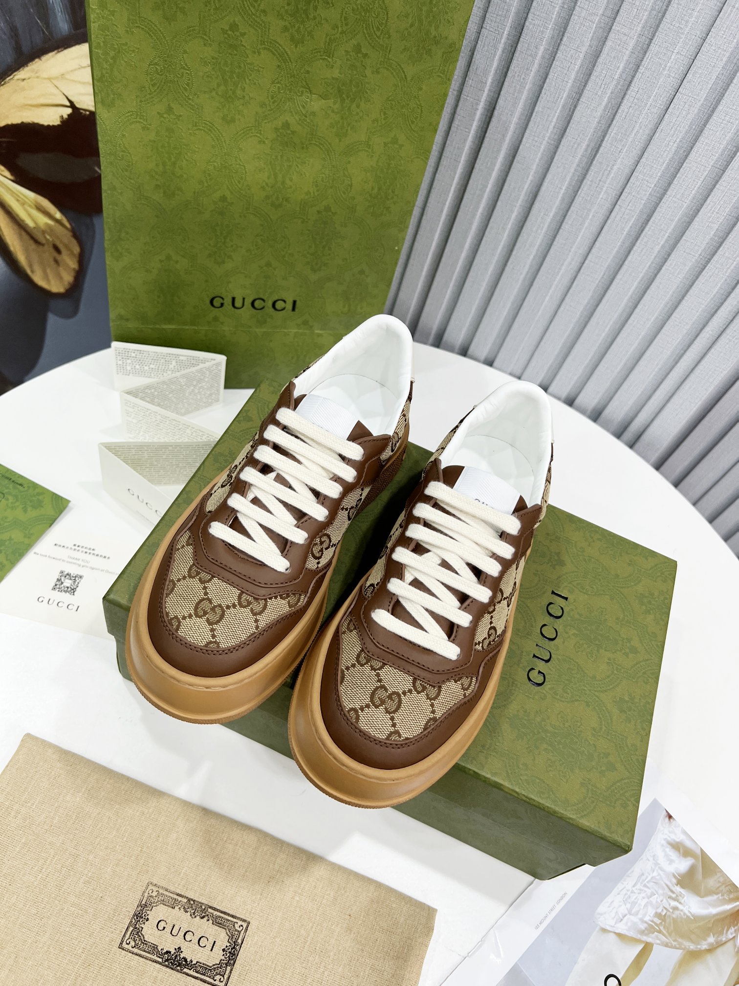 グッチ靴 GUCCI 2025新作 厚底の白い靴