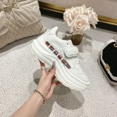 グッチ靴 GUCCI 2025新作 白い靴